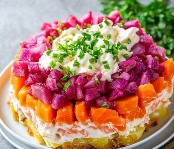Smoked Salmon Salad – Shuba (Layered Salad)