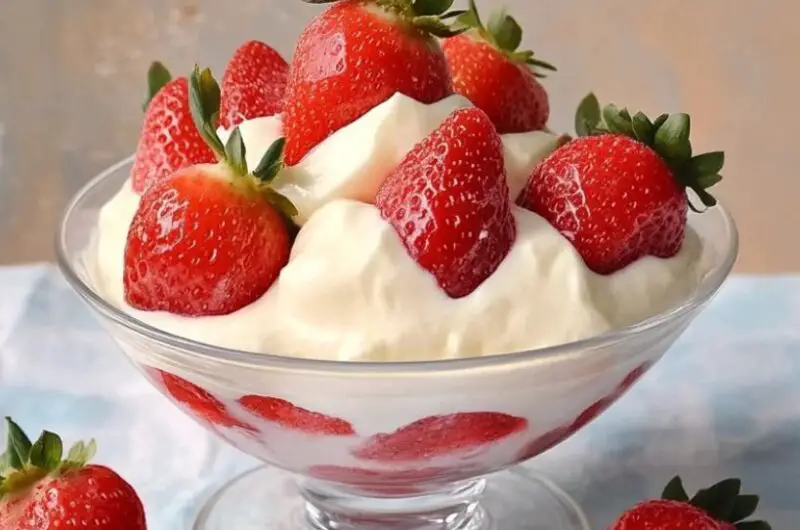 Strawberries and Chantilly Cream