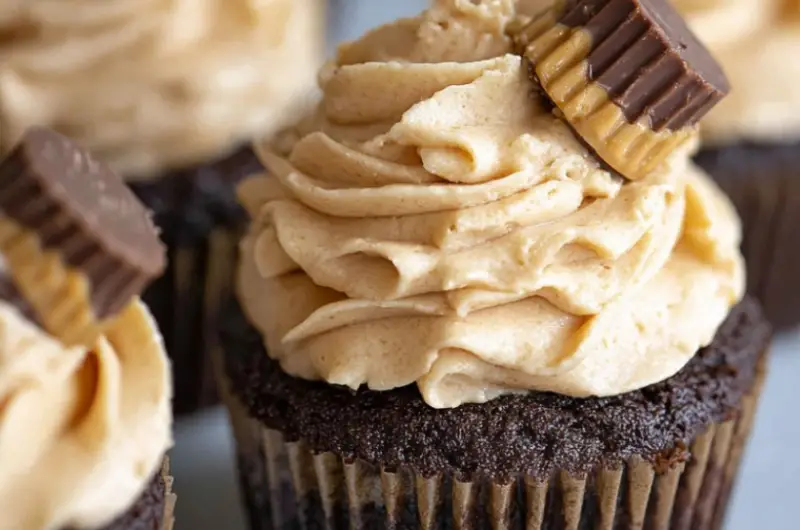 Reese’s Peanut Butter Cup Cupcakes