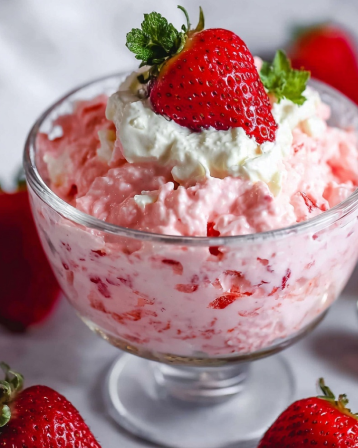 Strawberry Cottage Cheese Jello Salad - Easy Recipes Ideas
