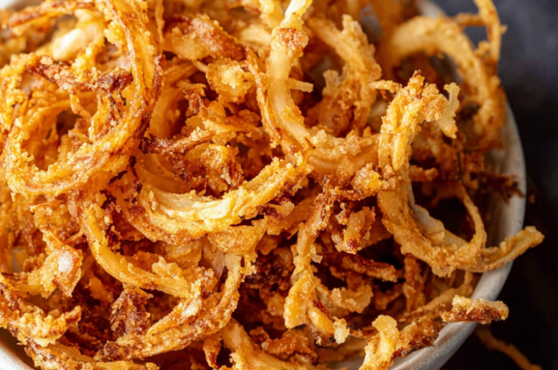 Crispy Fried Onion Strings
